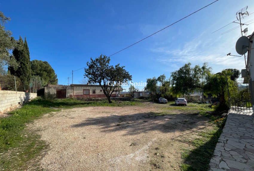 Resale - HOUSE -
ASPE - Inland