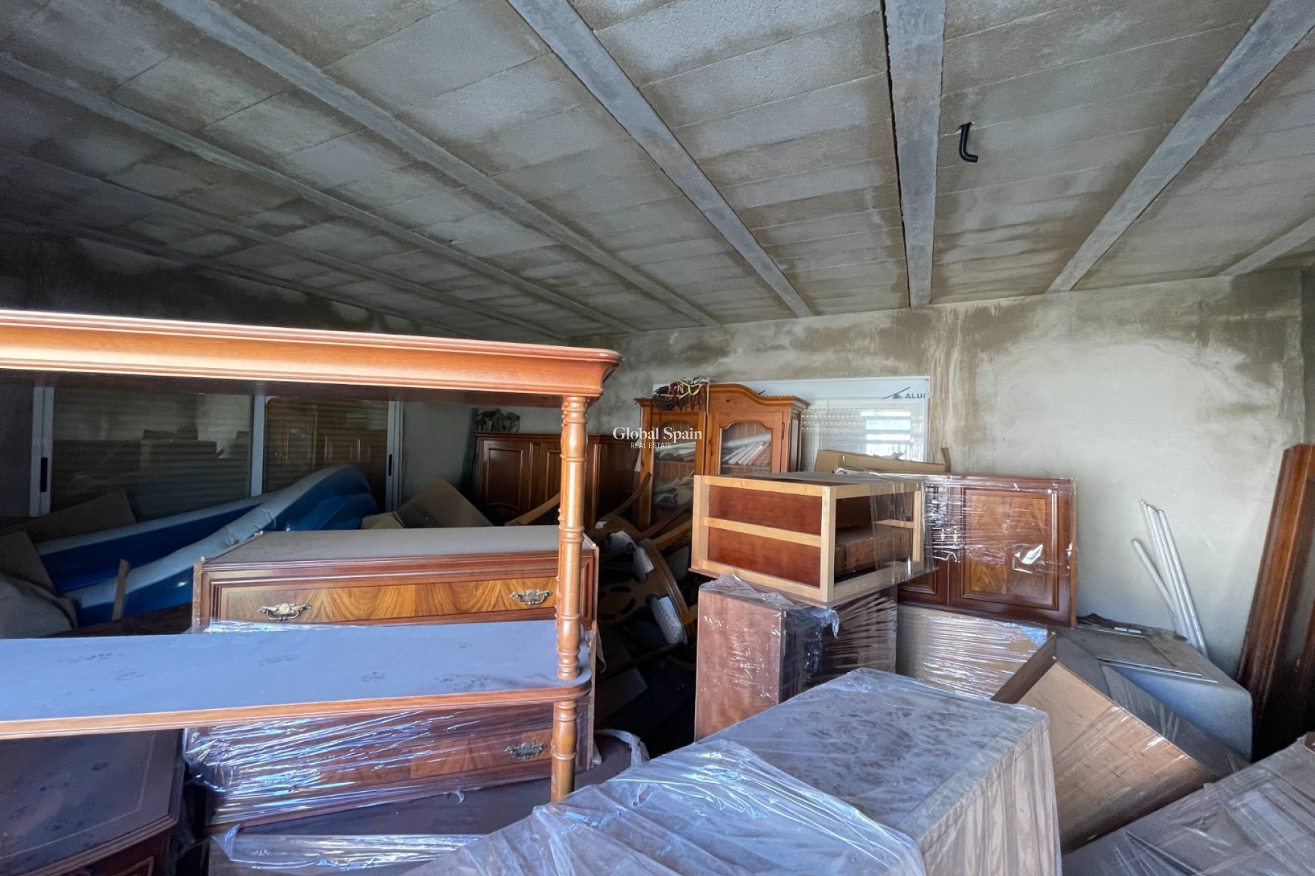 Resale - HOUSE -
ASPE - Inland