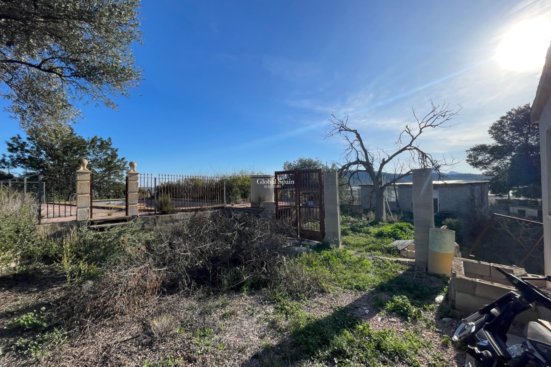 Resale - HOUSE -
ASPE - Inland