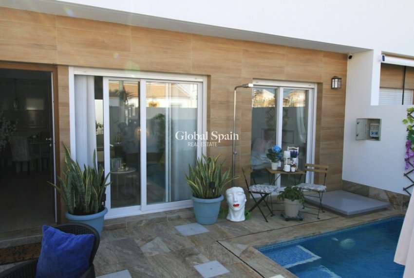 Resale - HOUSE -
AVILESES - Costa Calida