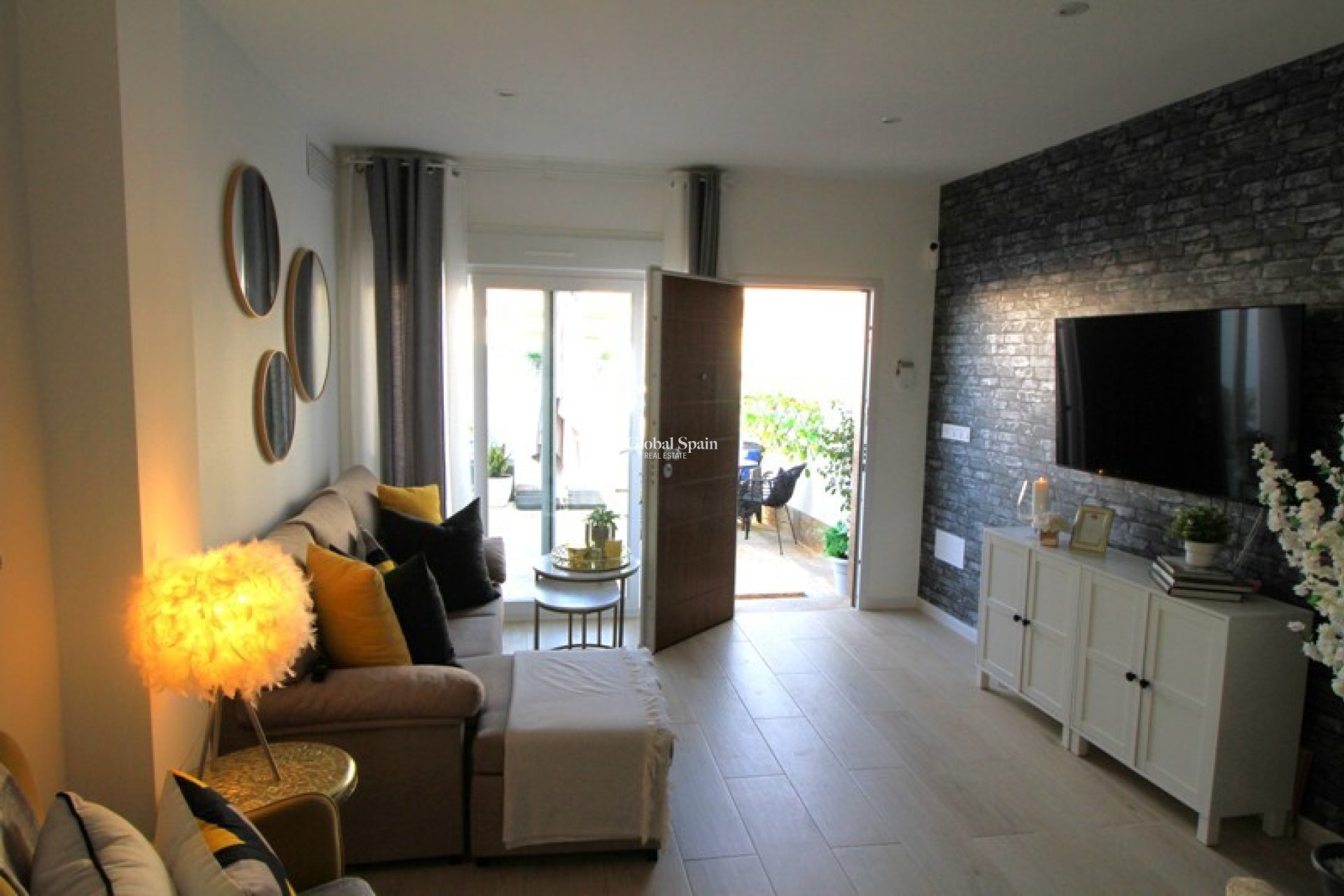 Resale - HOUSE -
AVILESES - Costa Calida