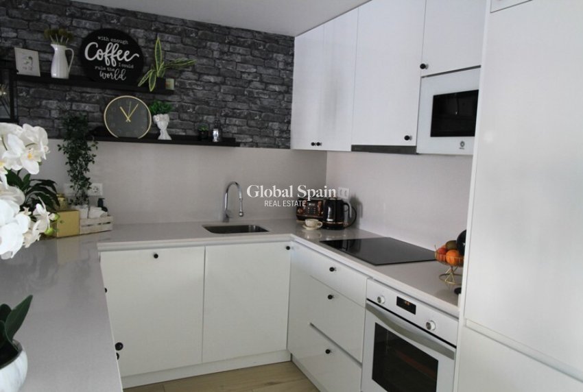 Resale - HOUSE -
AVILESES - Costa Calida