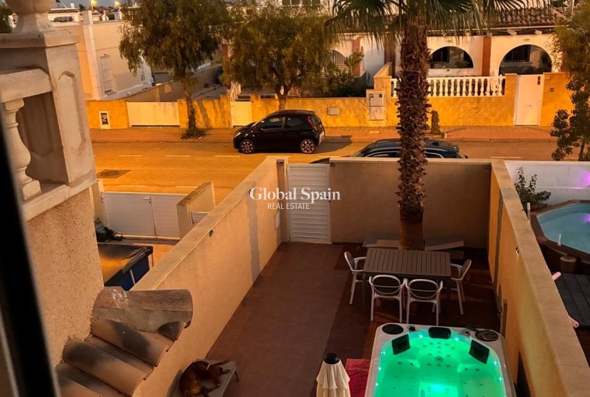 Resale - HOUSE -
AVILESES - Jerónimo Y Avileses