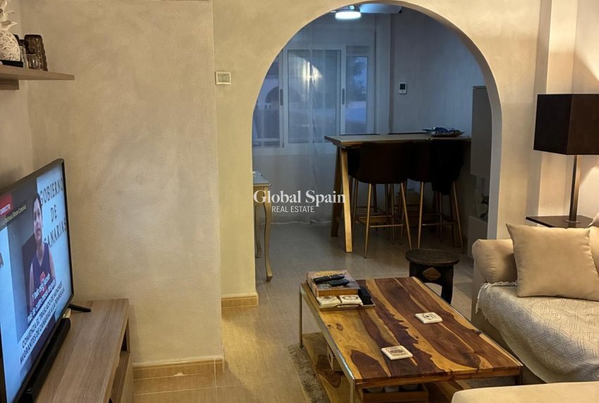 Resale - HOUSE -
AVILESES - Jerónimo Y Avileses