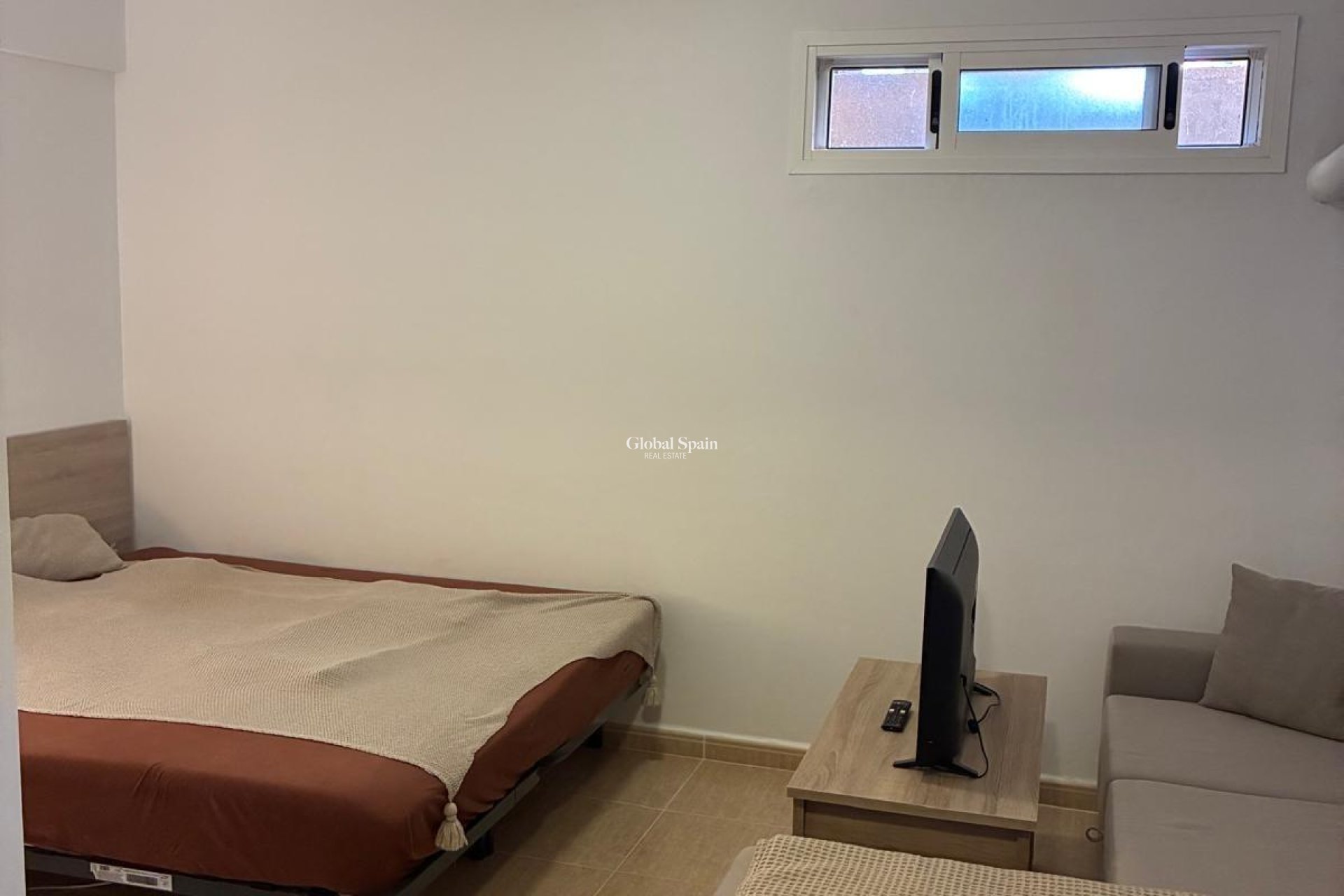 Resale - HOUSE -
AVILESES - Jerónimo Y Avileses