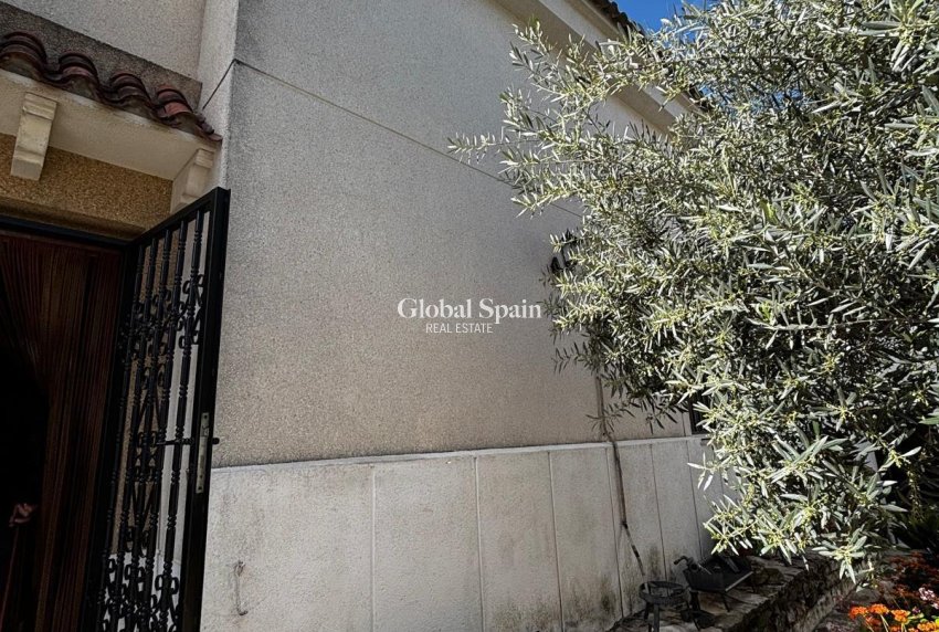 Resale - HOUSE -
BENEJÚZAR - Comunidad Valenciana