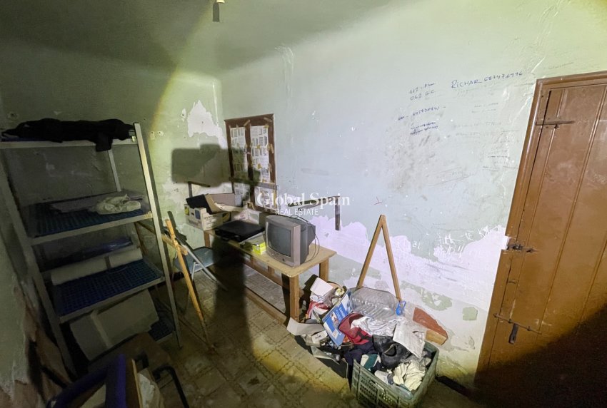 Resale - HOUSE -
BENEJÚZAR - Inland