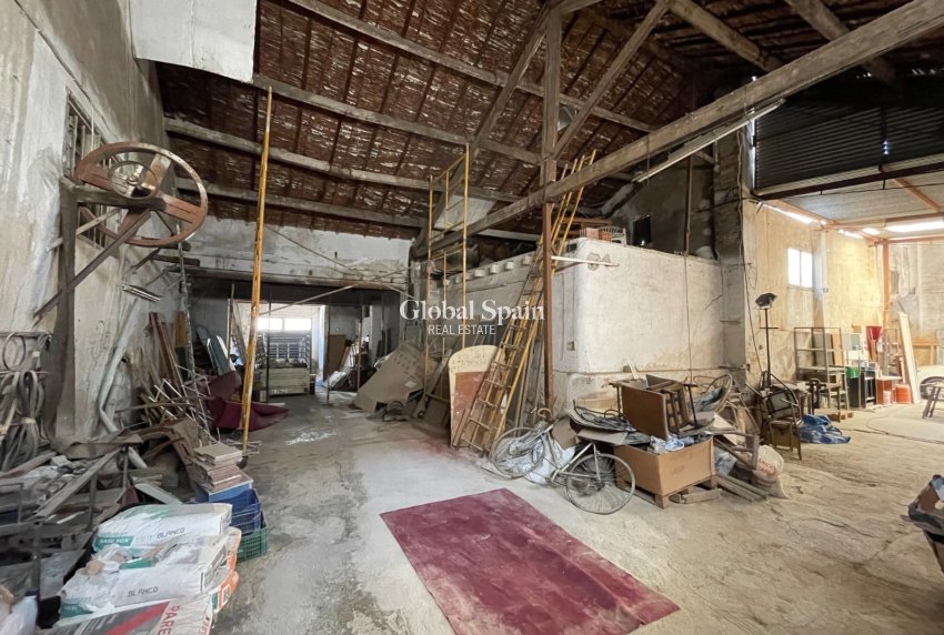 Resale - HOUSE -
BENEJÚZAR - Inland