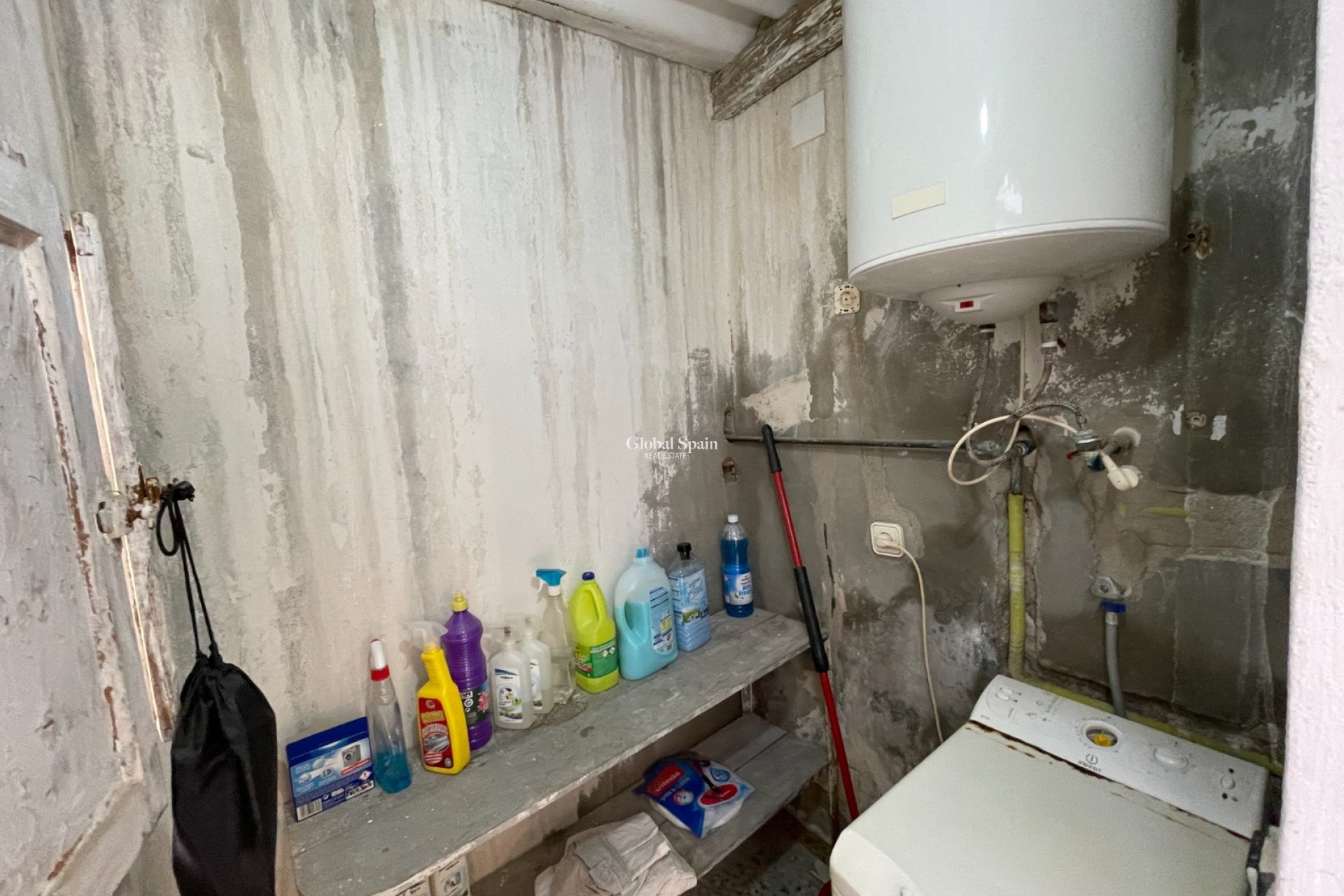 Resale - HOUSE -
BENEJÚZAR - Inland