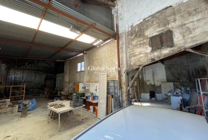 Resale - HOUSE -
BENEJÚZAR - Inland