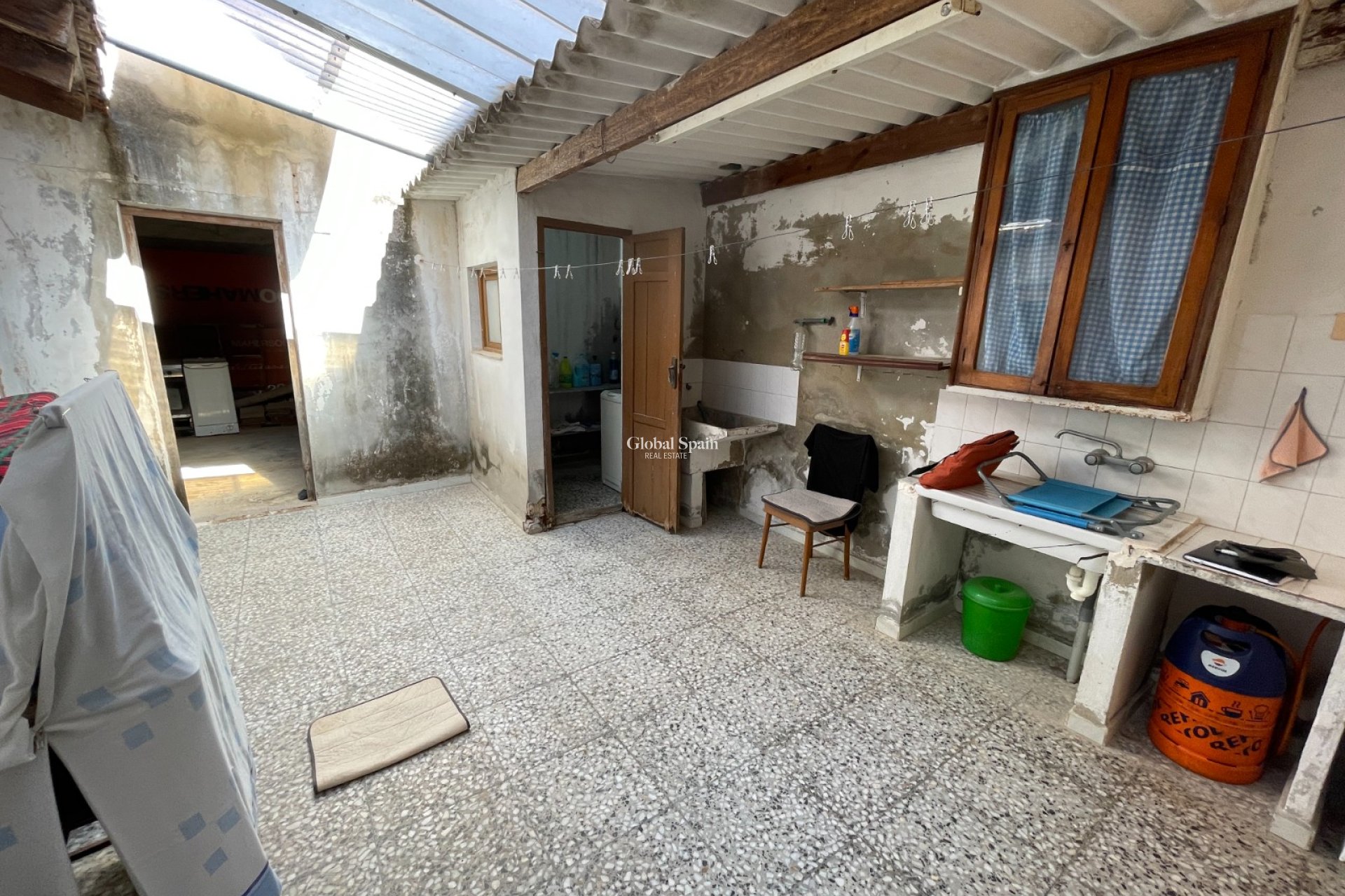 Resale - HOUSE -
BENEJÚZAR - Inland