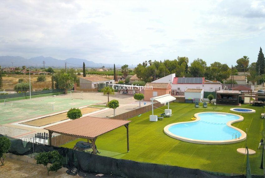 Resale - HOUSE -
Benferri - Benferri - Country