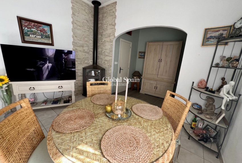 Resale - HOUSE -
BENFERRI - Benferri
