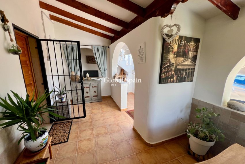 Resale - HOUSE -
BENFERRI - Benferri