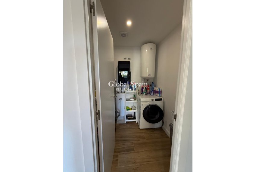 Resale - HOUSE -
BENIDORM - Costa Blanca