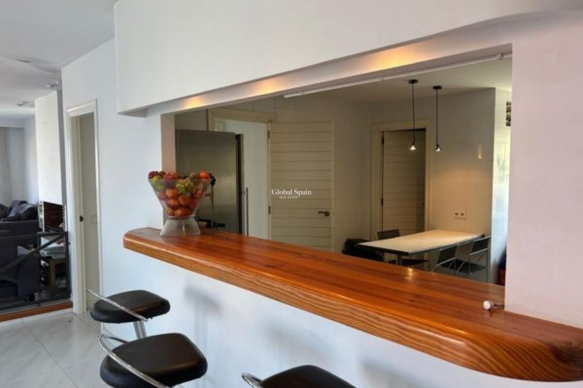 Resale - House -
Benidorm - Levante