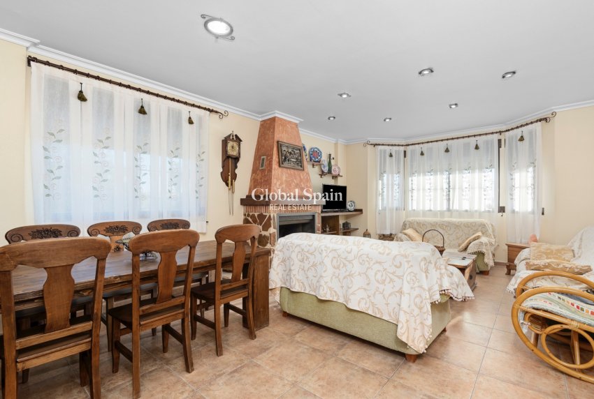 Resale - HOUSE -
BENIEL - Carretera de Beniel