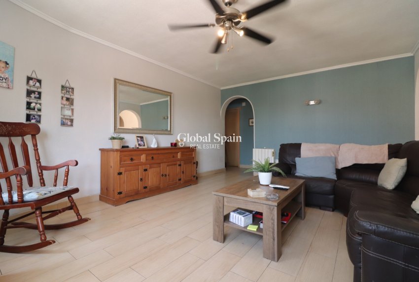 Resale - HOUSE -
Benijofar - Benijofar - Village