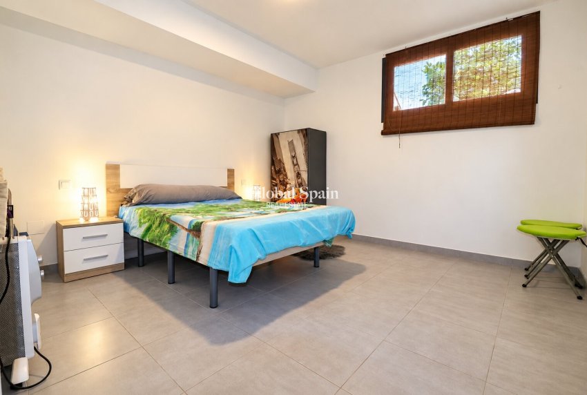 Resale - HOUSE -
BENIJÓFAR - Benijofar - Village