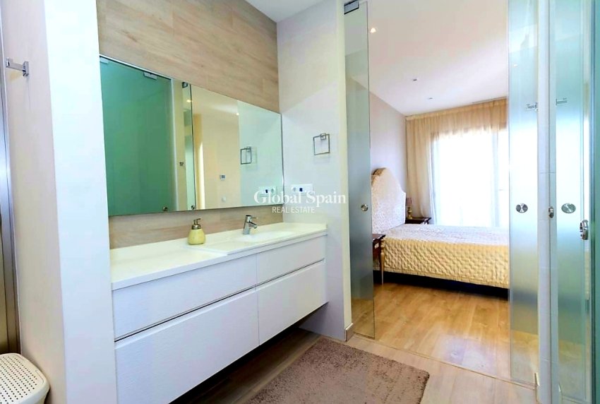 Resale - HOUSE -
BENIJÓFAR - Costa Blanca