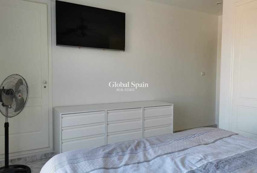 Resale - HOUSE -
BENIJÓFAR - Costa Blanca