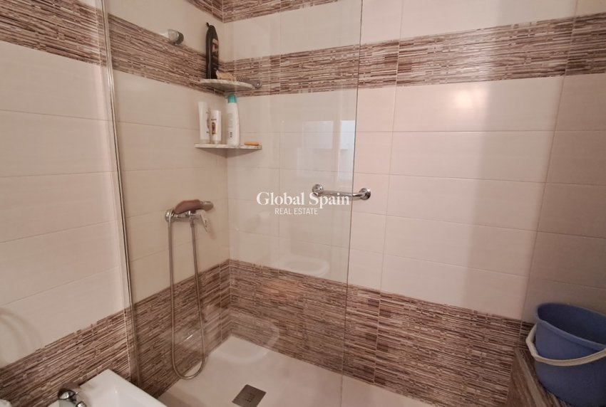 Resale - HOUSE -
BENIJÓFAR - Costa Blanca