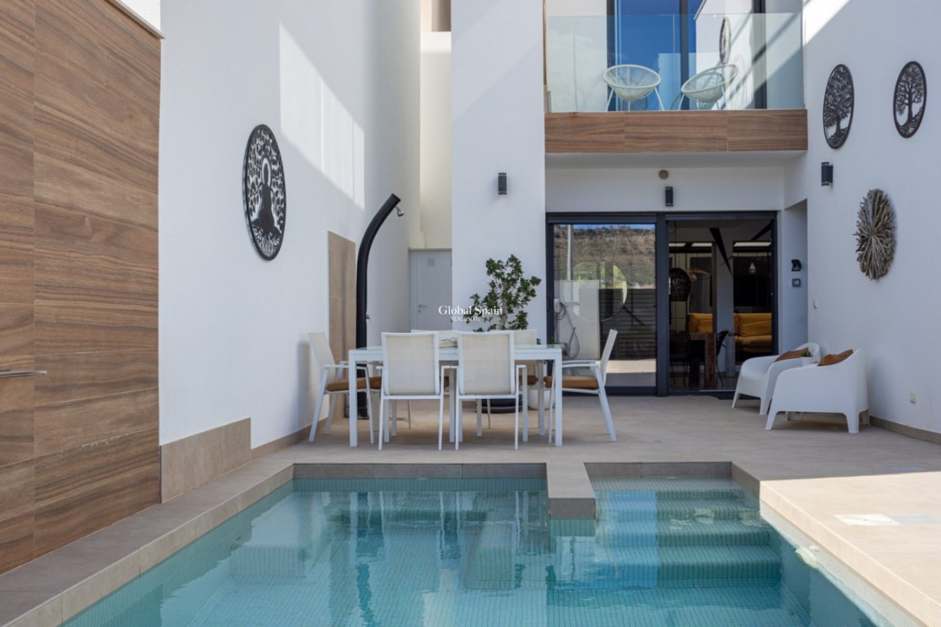 Resale - HOUSE -
BENIJÓFAR - Costa Blanca