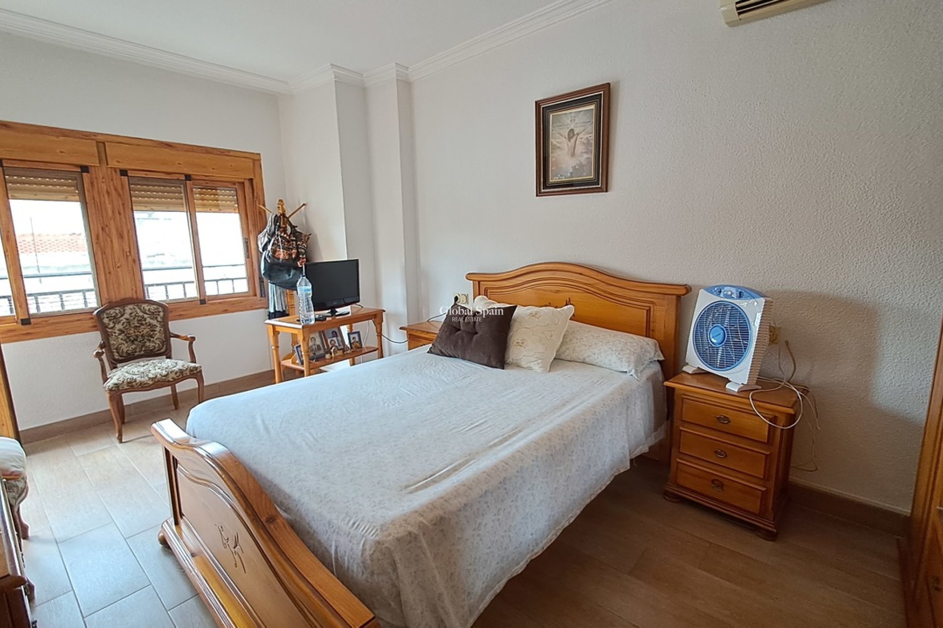 Resale - HOUSE -
BENIJÓFAR - Costa Blanca