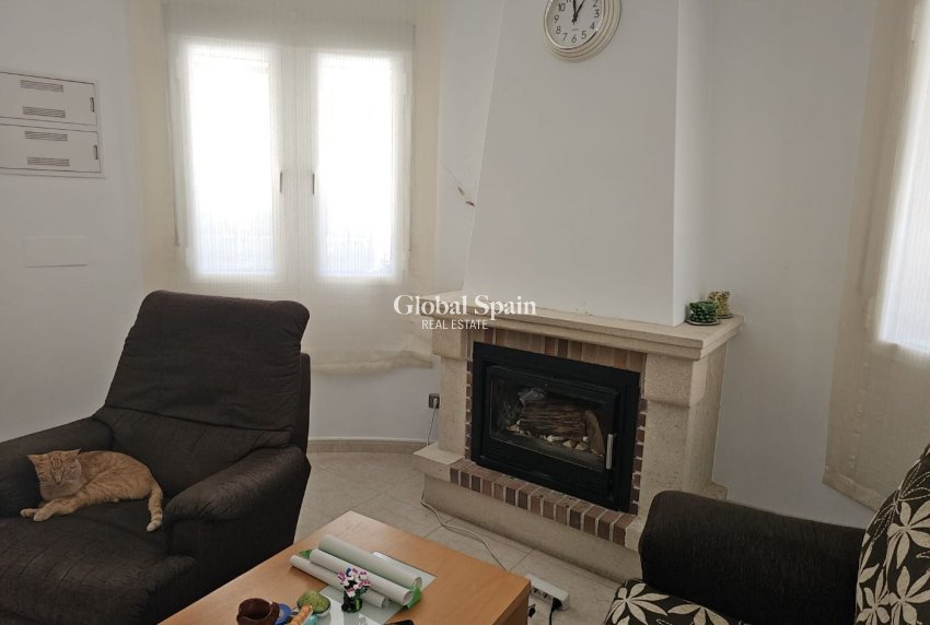 Resale - House -
BENIJÓFAR - Urbanizacion monteazul