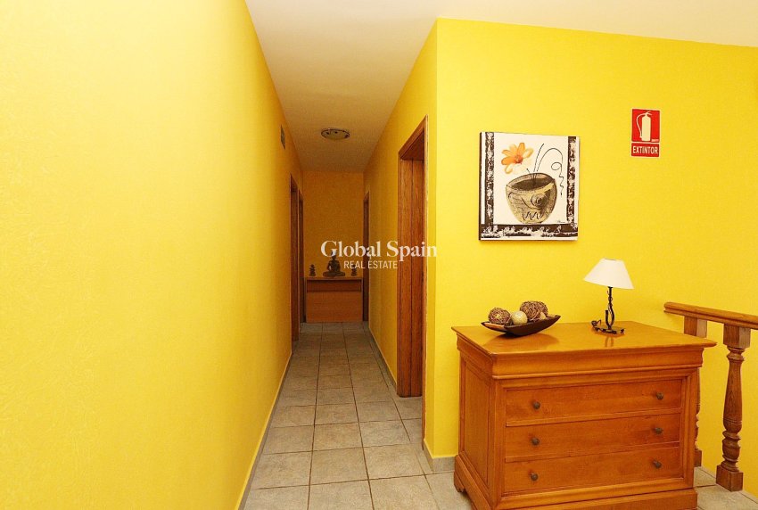 Resale - HOUSE -
BENISSA - Costa Blanca