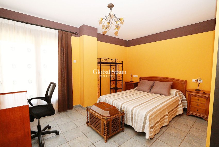 Resale - HOUSE -
BENISSA - Costa Blanca