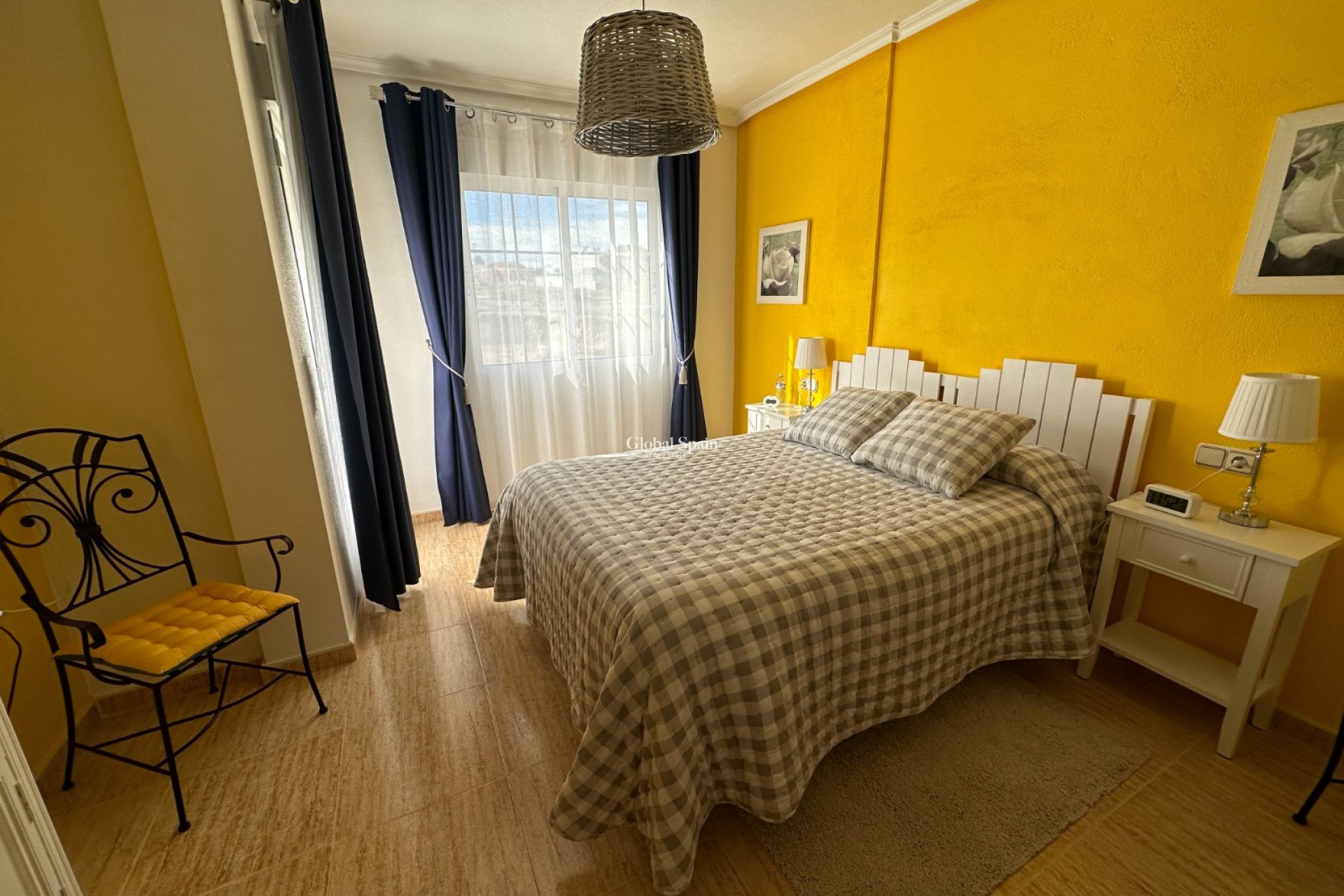 Resale - HOUSE -
BIGASTRO - Inland