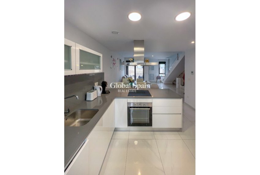 Resale - House -
BIGASTRO