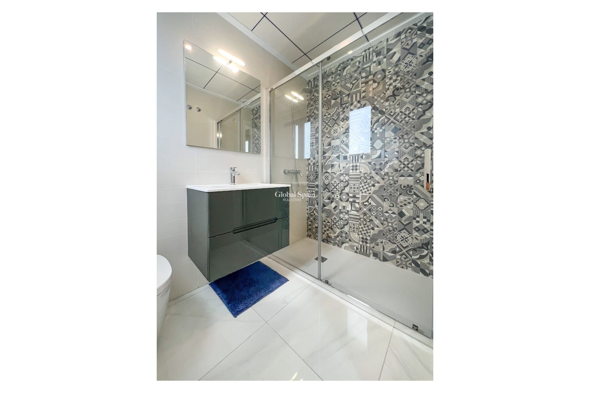 Resale - House -
BIGASTRO