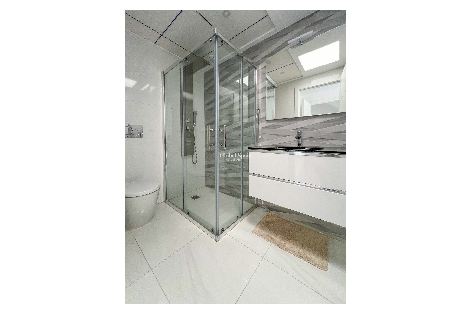 Resale - House -
BIGASTRO