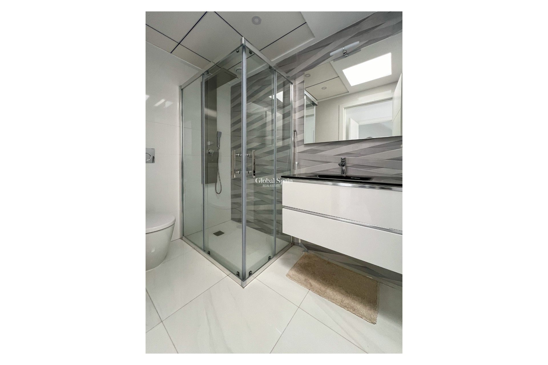 Resale - House -
BIGASTRO