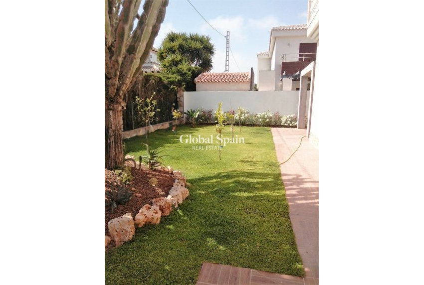 Resale - HOUSE -
CABO ROIG - Costa Blanca