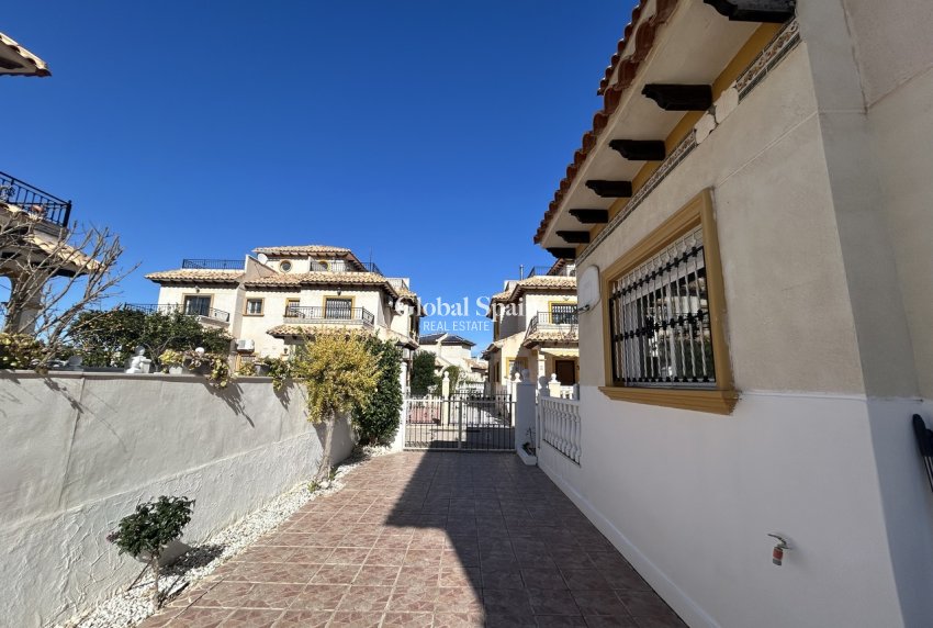 Resale - HOUSE -
CABO ROIG - Costa Blanca