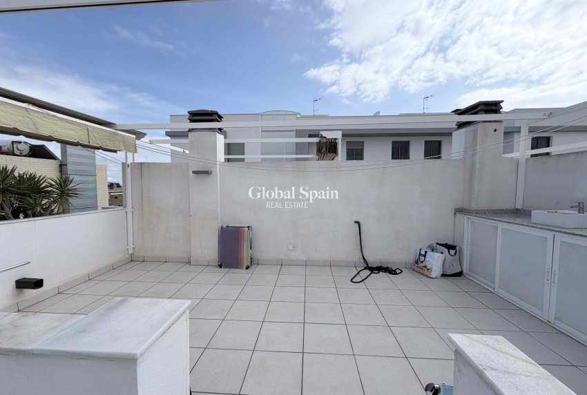 Resale - HOUSE -
CABO ROIG - Costa Blanca