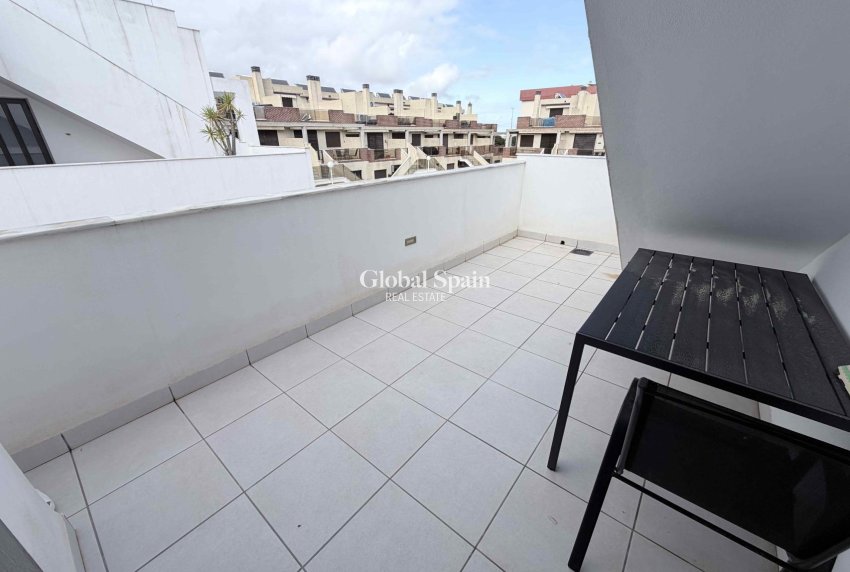 Resale - HOUSE -
CABO ROIG - Costa Blanca