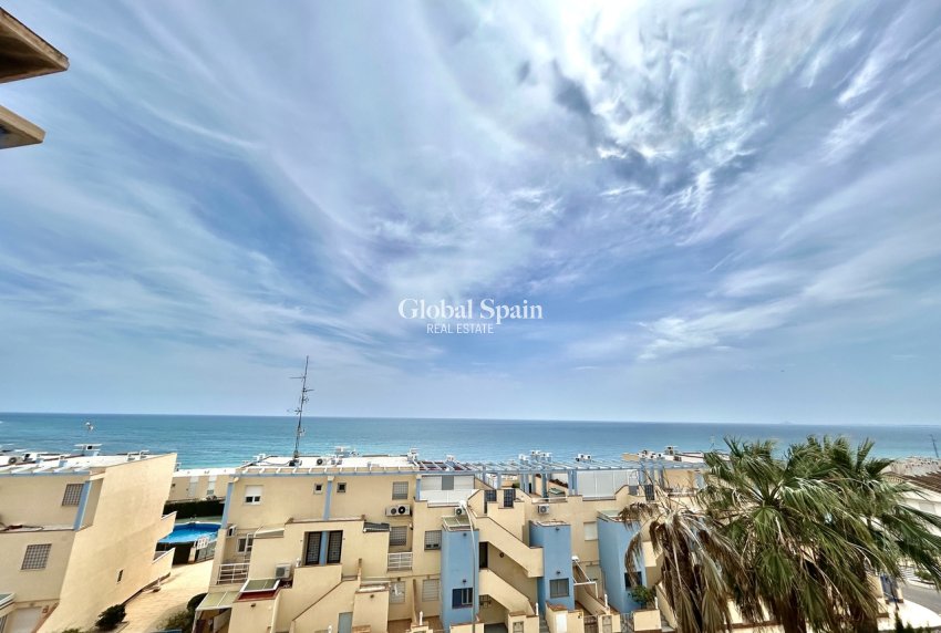 Resale - HOUSE -
CABO ROIG - Costa Blanca