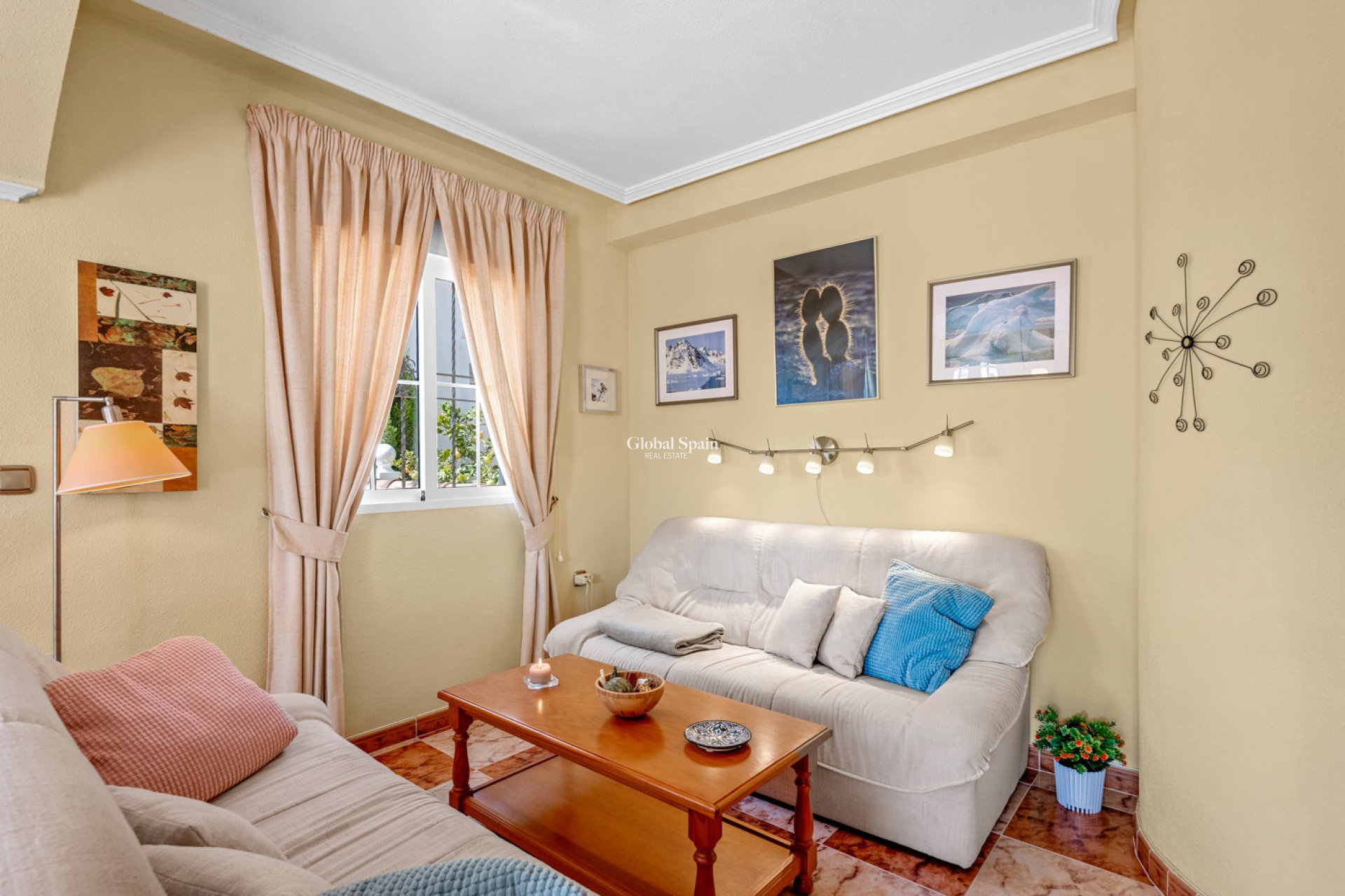 Resale - HOUSE -
CABO ROIG - Costa Blanca