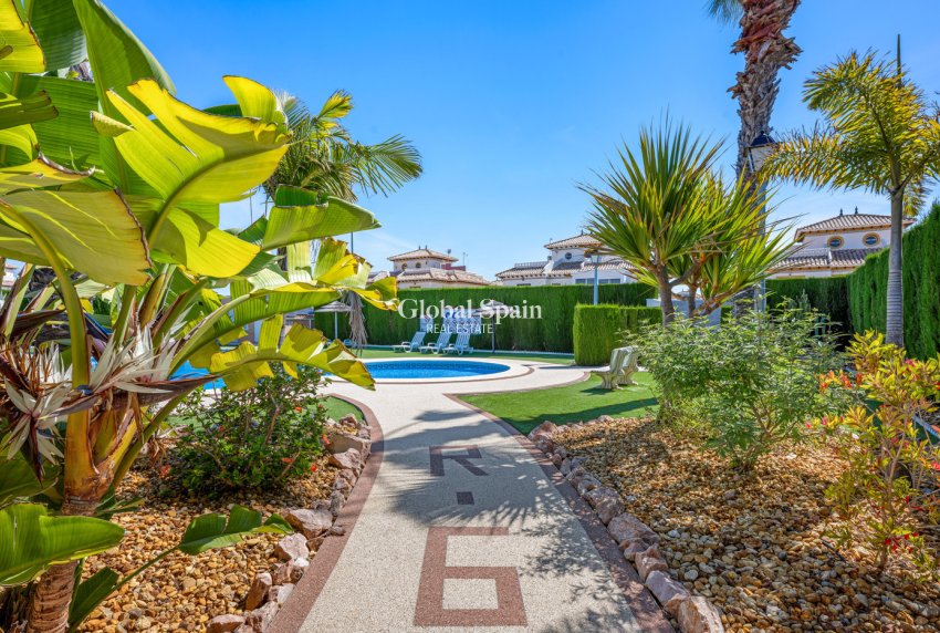 Resale - HOUSE -
CABO ROIG - Costa Blanca