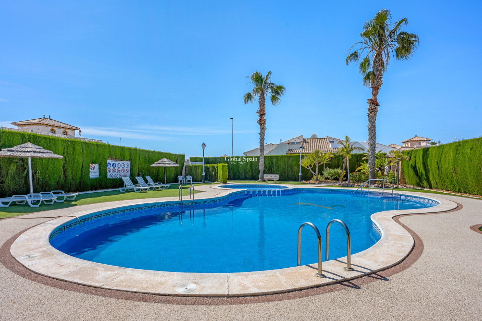 Resale - HOUSE -
CABO ROIG - Costa Blanca
