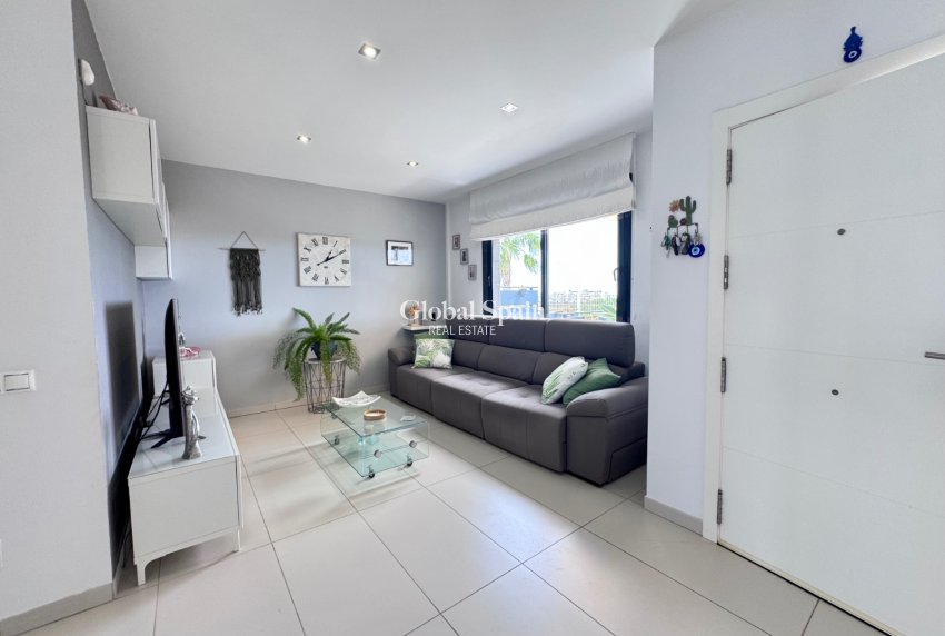 Resale - HOUSE -
CABO ROIG - Costa Blanca