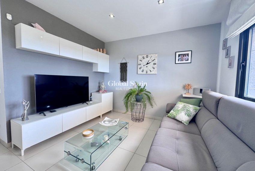 Resale - HOUSE -
CABO ROIG - Costa Blanca