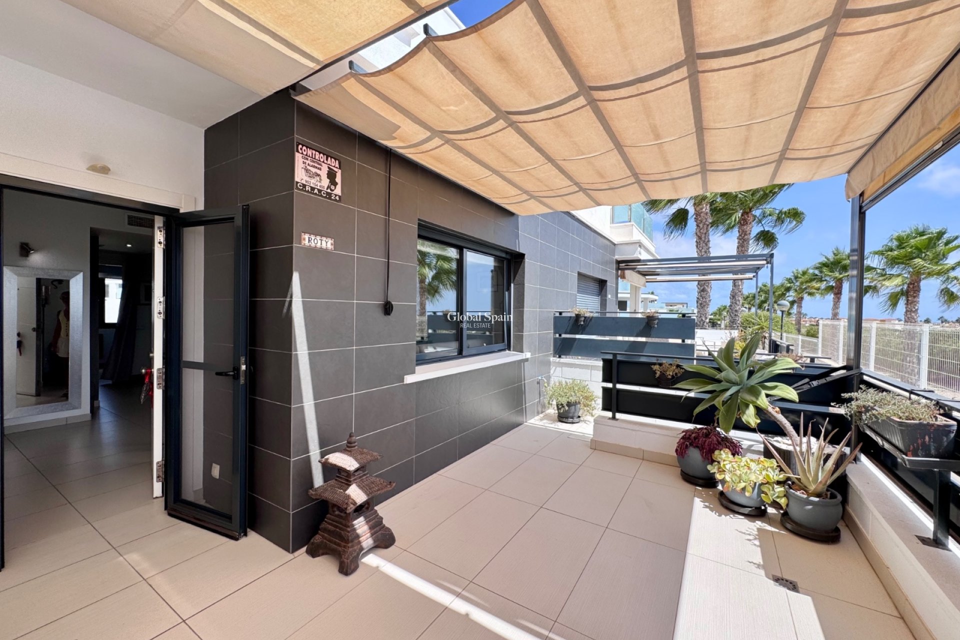 Resale - HOUSE -
CABO ROIG - Costa Blanca