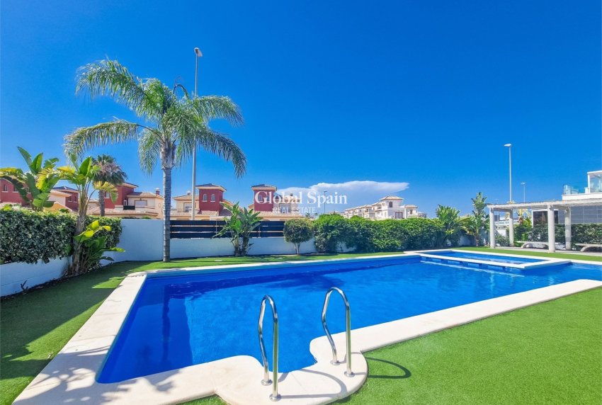 Resale - HOUSE -
CABO ROIG - Costa Blanca