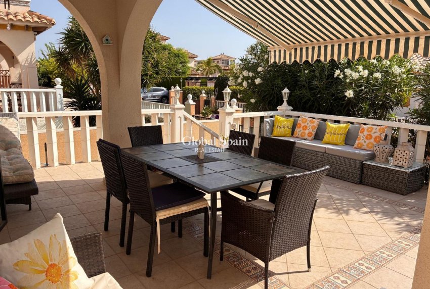Resale - HOUSE -
CABO ROIG - Lomas de Cabo Roig