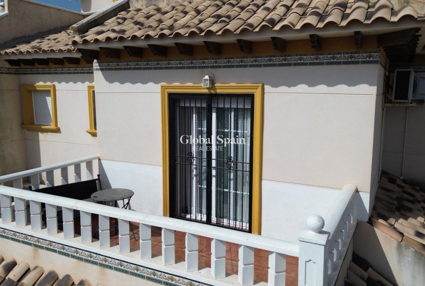 Resale - HOUSE -
CABO ROIG - Lomas de Cabo Roig